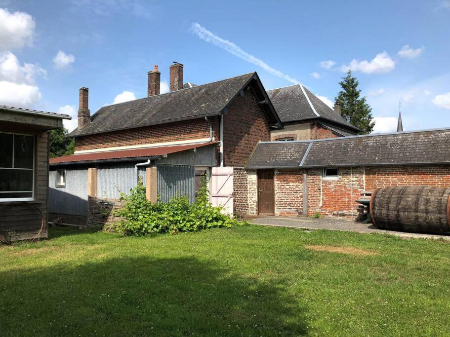 Gite Au Coeur D'Une Residence D'Artiste Saint-Aubin-de-Bonneval Ngoại thất bức ảnh
