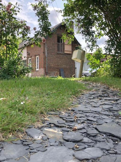 Gite Au Coeur D'Une Residence D'Artiste Saint-Aubin-de-Bonneval Ngoại thất bức ảnh