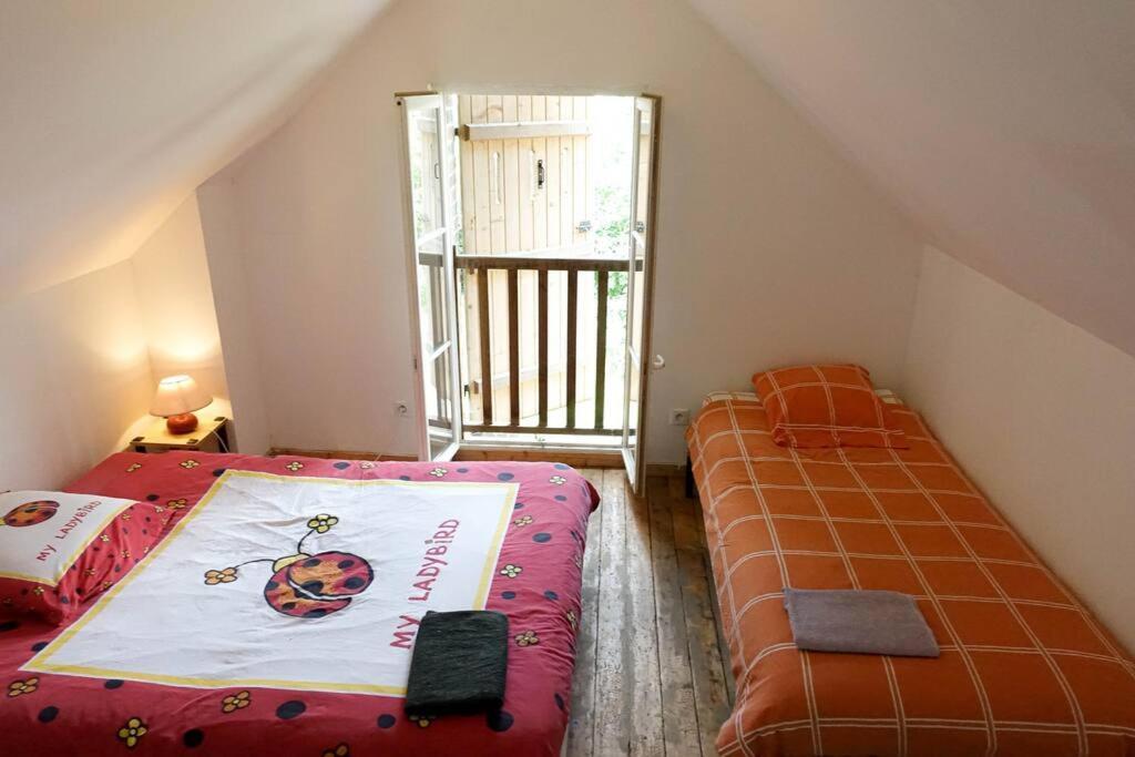 Gite Au Coeur D'Une Residence D'Artiste Saint-Aubin-de-Bonneval Ngoại thất bức ảnh