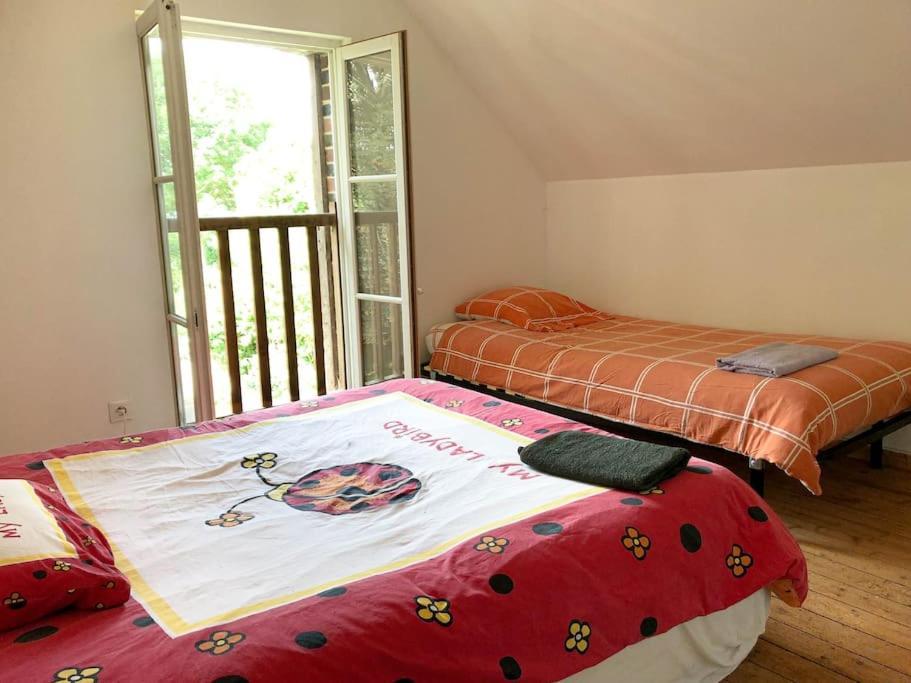 Gite Au Coeur D'Une Residence D'Artiste Saint-Aubin-de-Bonneval Ngoại thất bức ảnh