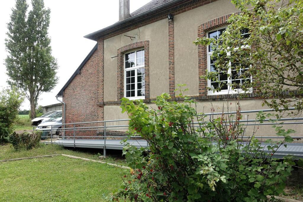 Gite Au Coeur D'Une Residence D'Artiste Saint-Aubin-de-Bonneval Ngoại thất bức ảnh