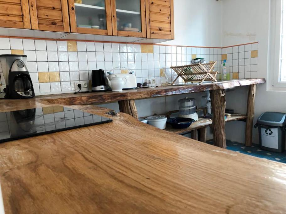 Gite Au Coeur D'Une Residence D'Artiste Saint-Aubin-de-Bonneval Ngoại thất bức ảnh